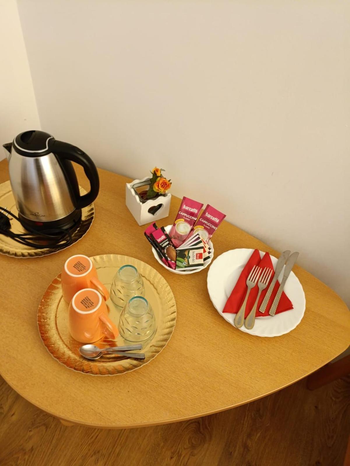 Tonino Apartments Паг Екстериор снимка