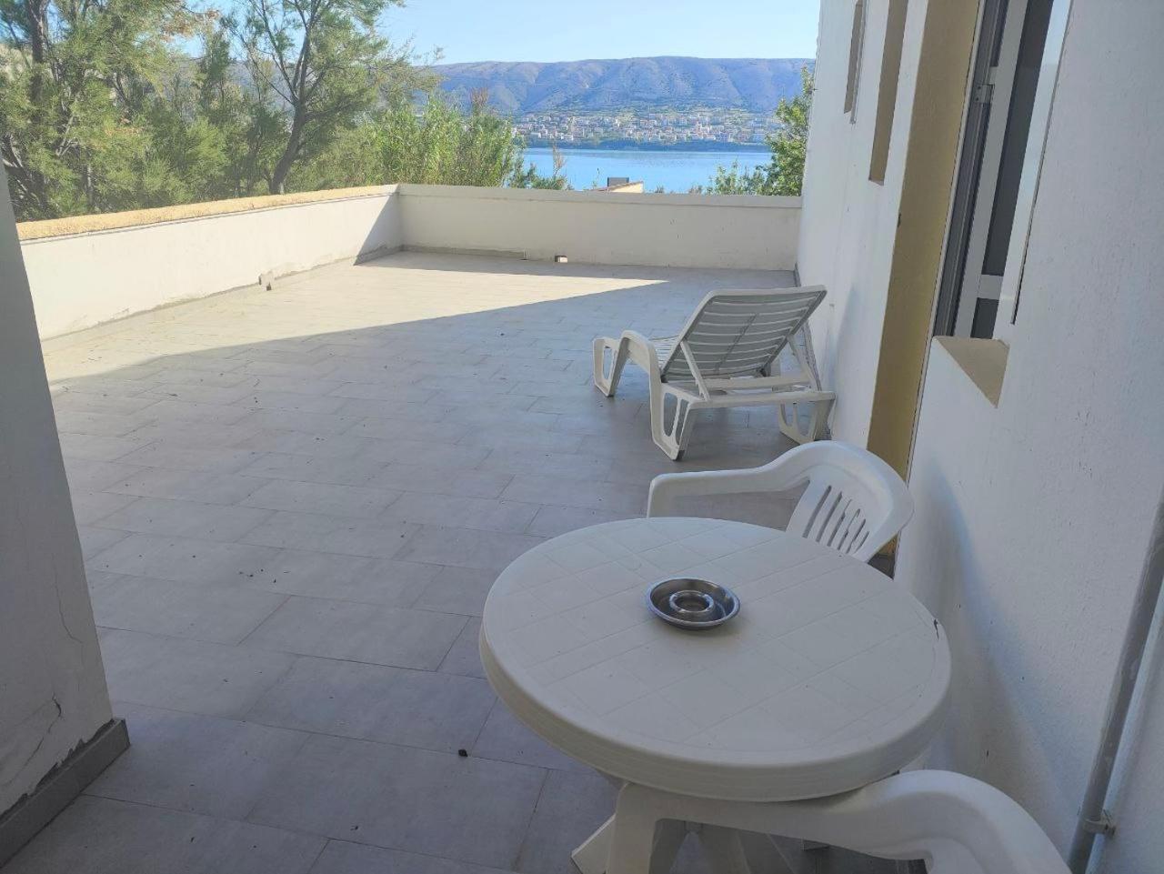 Tonino Apartments Паг Екстериор снимка
